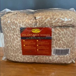Berkshire Polar Fleece Twin Sheets- Leopard